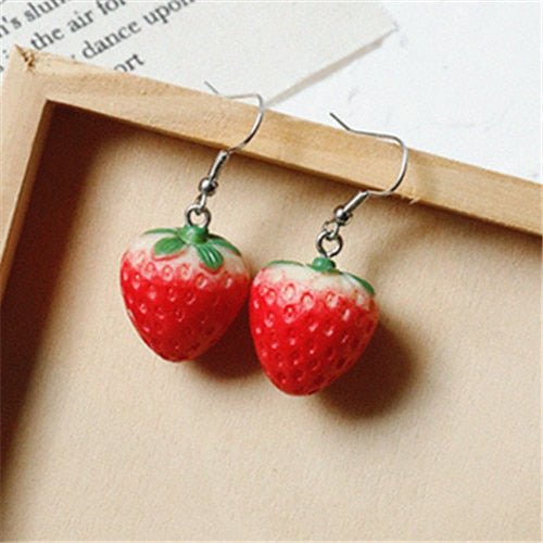 New Fruit strawberry earring female lovely girl simulation red strawberry dangle earring